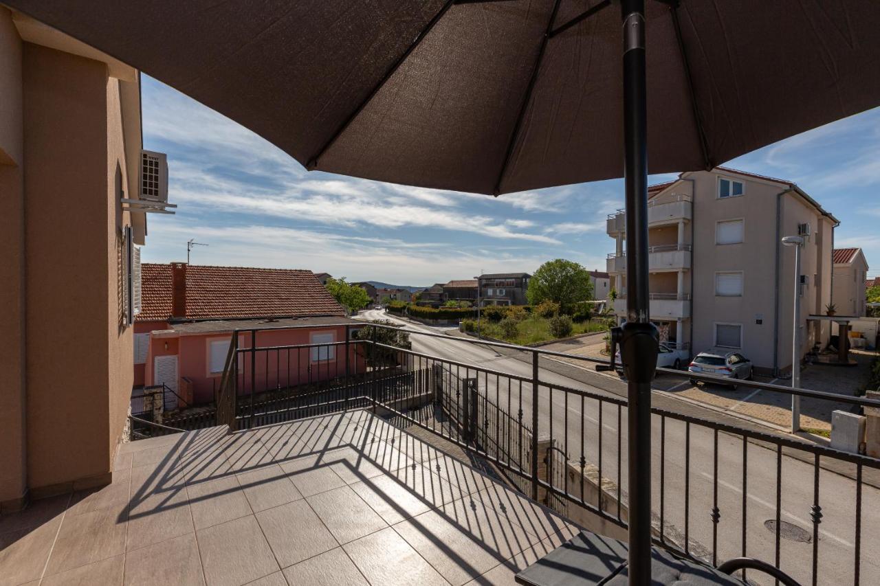 D&D Apartmani Weißenburg Exterior foto