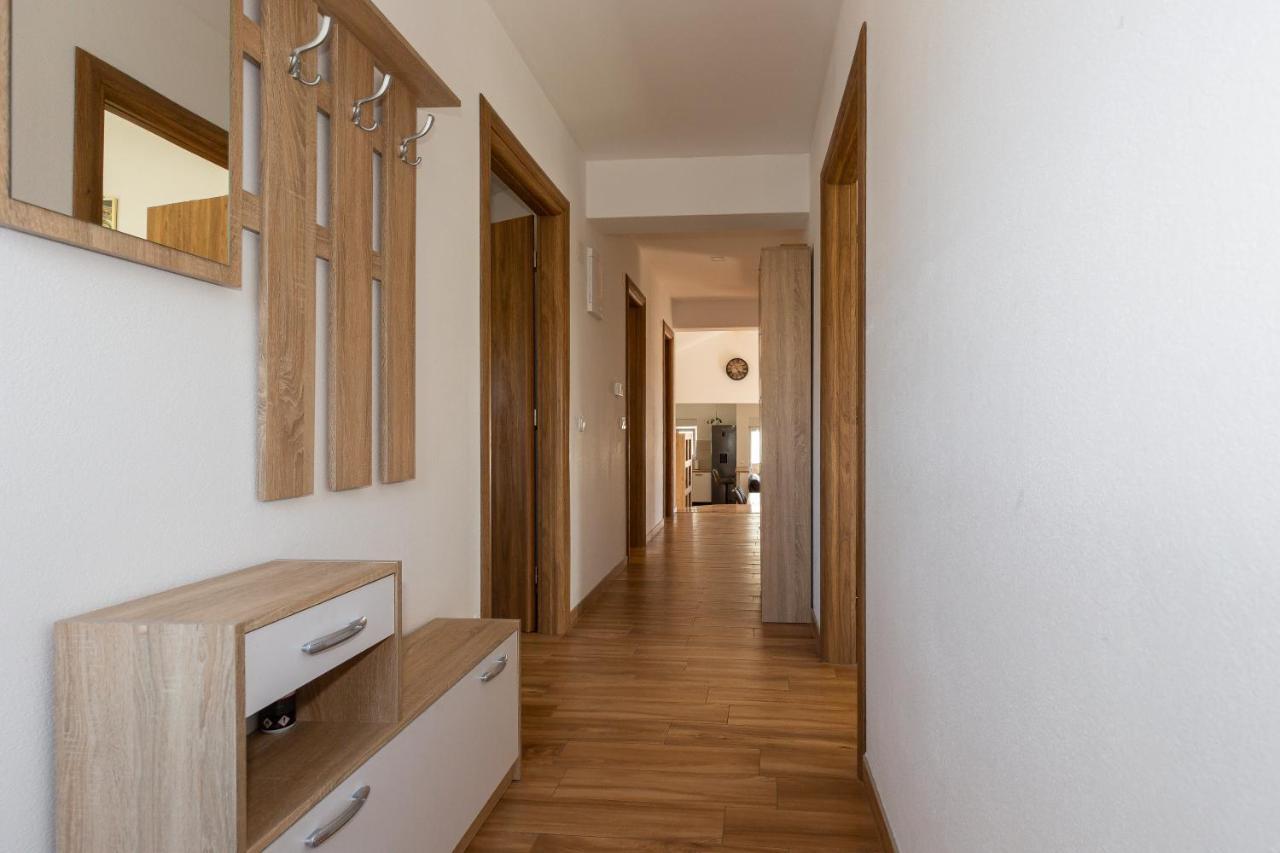 D&D Apartmani Weißenburg Exterior foto